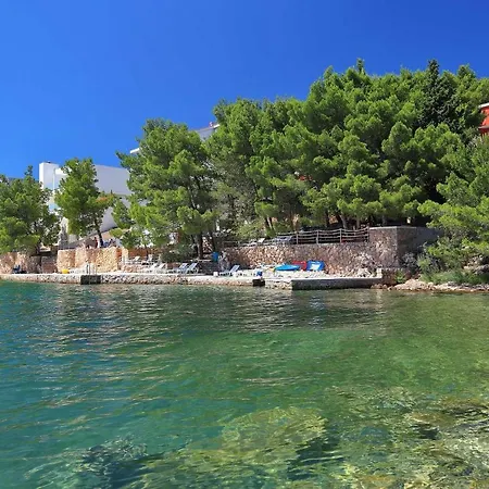 Candela, No 6 Daire Starigrad Paklenica