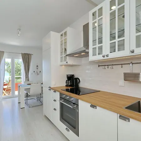 Candela, No 6 Daire *