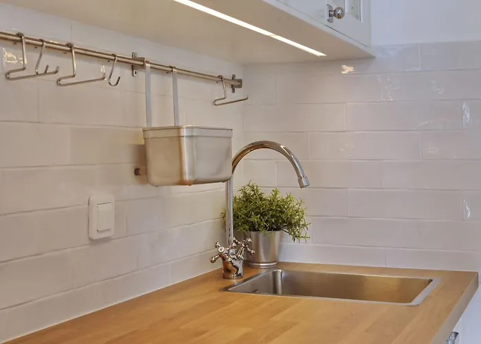 Candela, No 6 아파트 스타리그라드 파클레니차