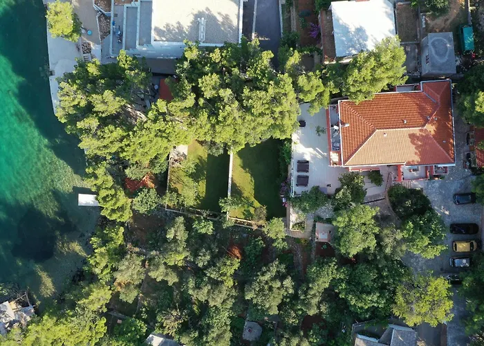 Candela, No 6 * Starigrad Paklenica