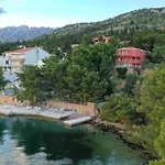 Candela, No 6 Starigrad Paklenica